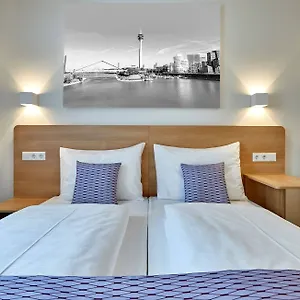 ** Hotel Mcdreams Duesseldorf-city Germany